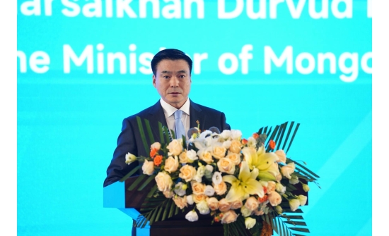 Монгол Улсын Шадар сайд С.Амарсайхан “Гималайн форум” олон улсын чуулга уулзалтад оролцож байна.